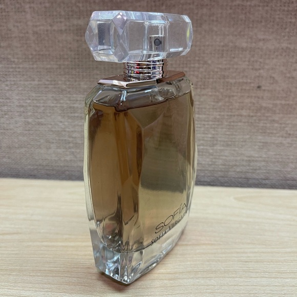 Sofia by Sofia Vergara Eau de Parfum 100mL - Picture 2 of 2